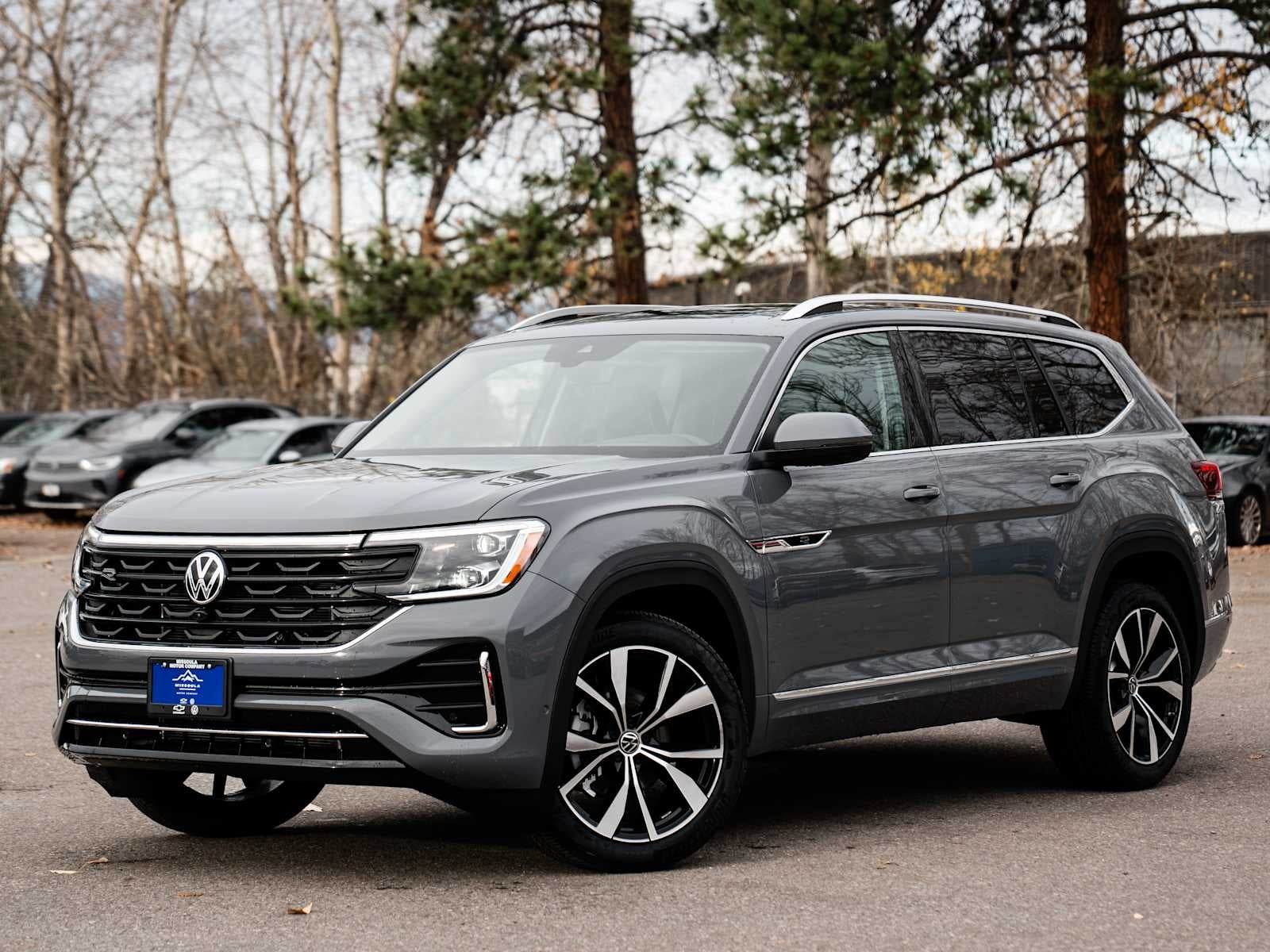 2026 Volkswagen Atlas 2.0T SEL Premium R-Line