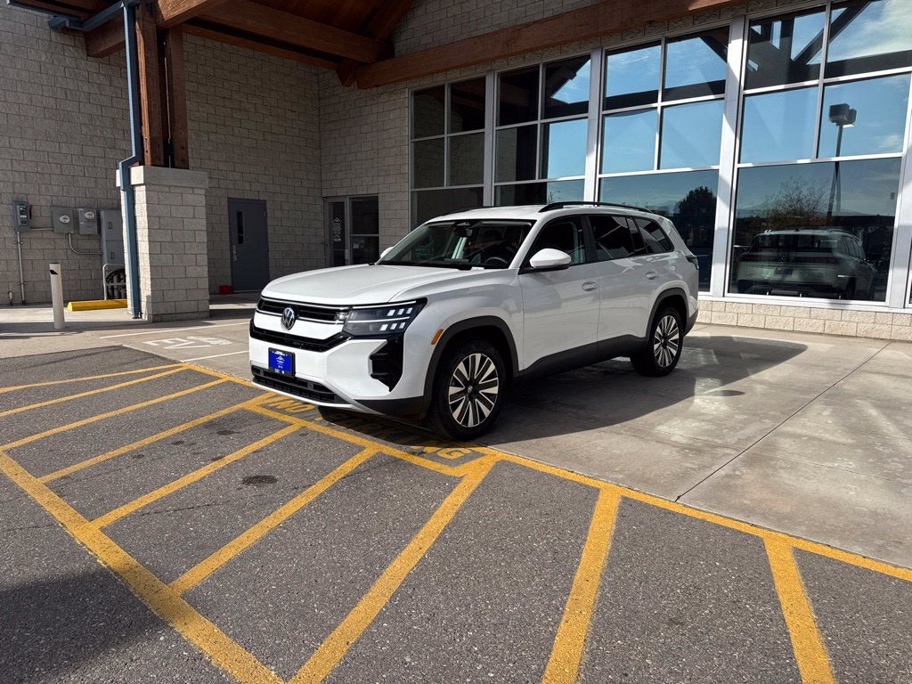 2027 Volkswagen Atlas SE w/Technology