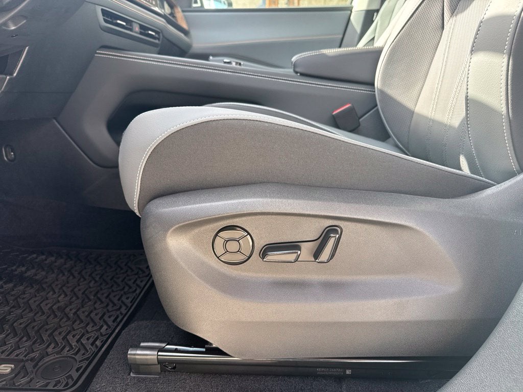 2027 Volkswagen Atlas SE w/Technology