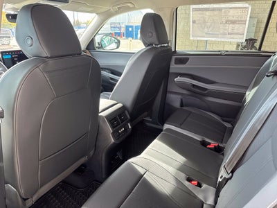 2027 Volkswagen Atlas SE w/Technology