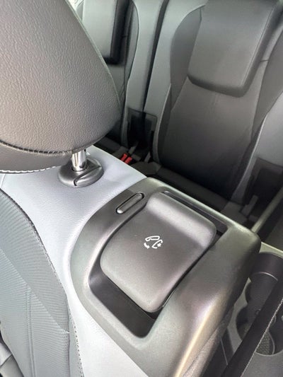 2027 Volkswagen Atlas SE w/Technology