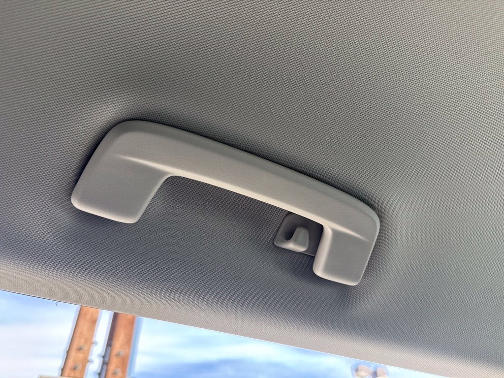 2027 Volkswagen Atlas SE w/Technology