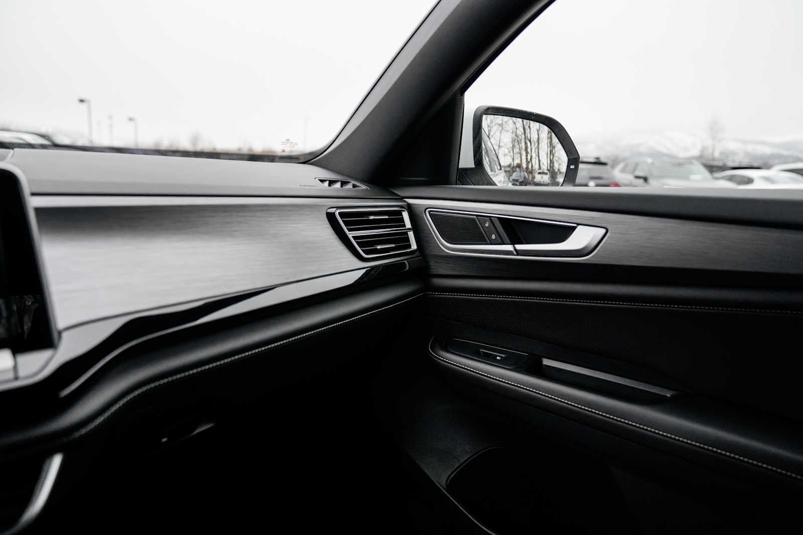 2026 Volkswagen Atlas Cross Sport 2.0T SE w/Tech 4MOTION