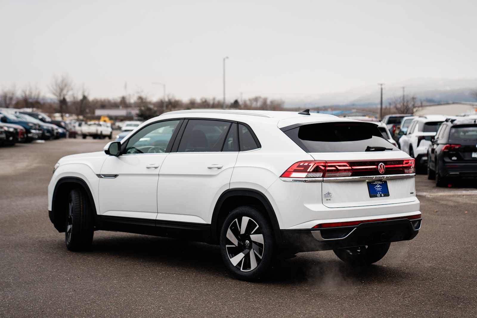 2026 Volkswagen Atlas Cross Sport 2.0T SE w/Tech 4MOTION