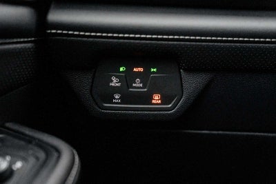 2026 Volkswagen Atlas Cross Sport 2.0T SE w/Tech 4MOTION