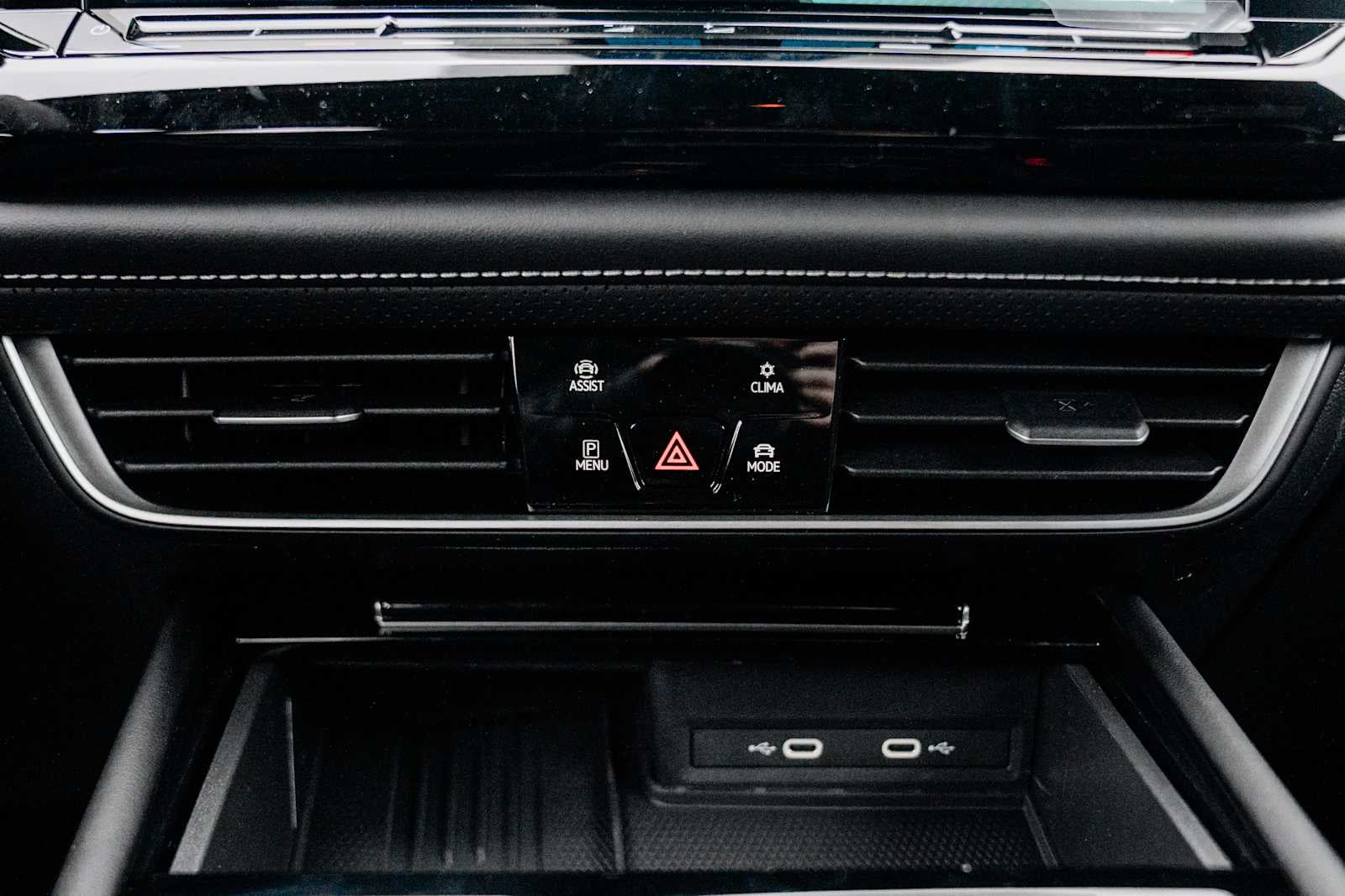 2026 Volkswagen Atlas Cross Sport 2.0T SE w/Tech 4MOTION