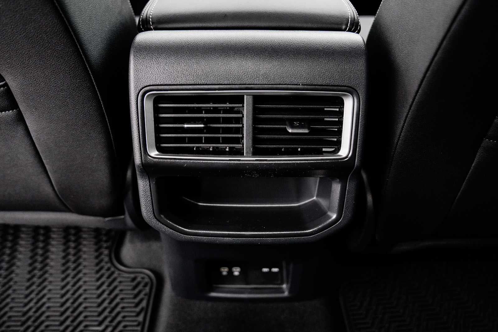 2026 Volkswagen Atlas Cross Sport 2.0T SE w/Tech 4MOTION