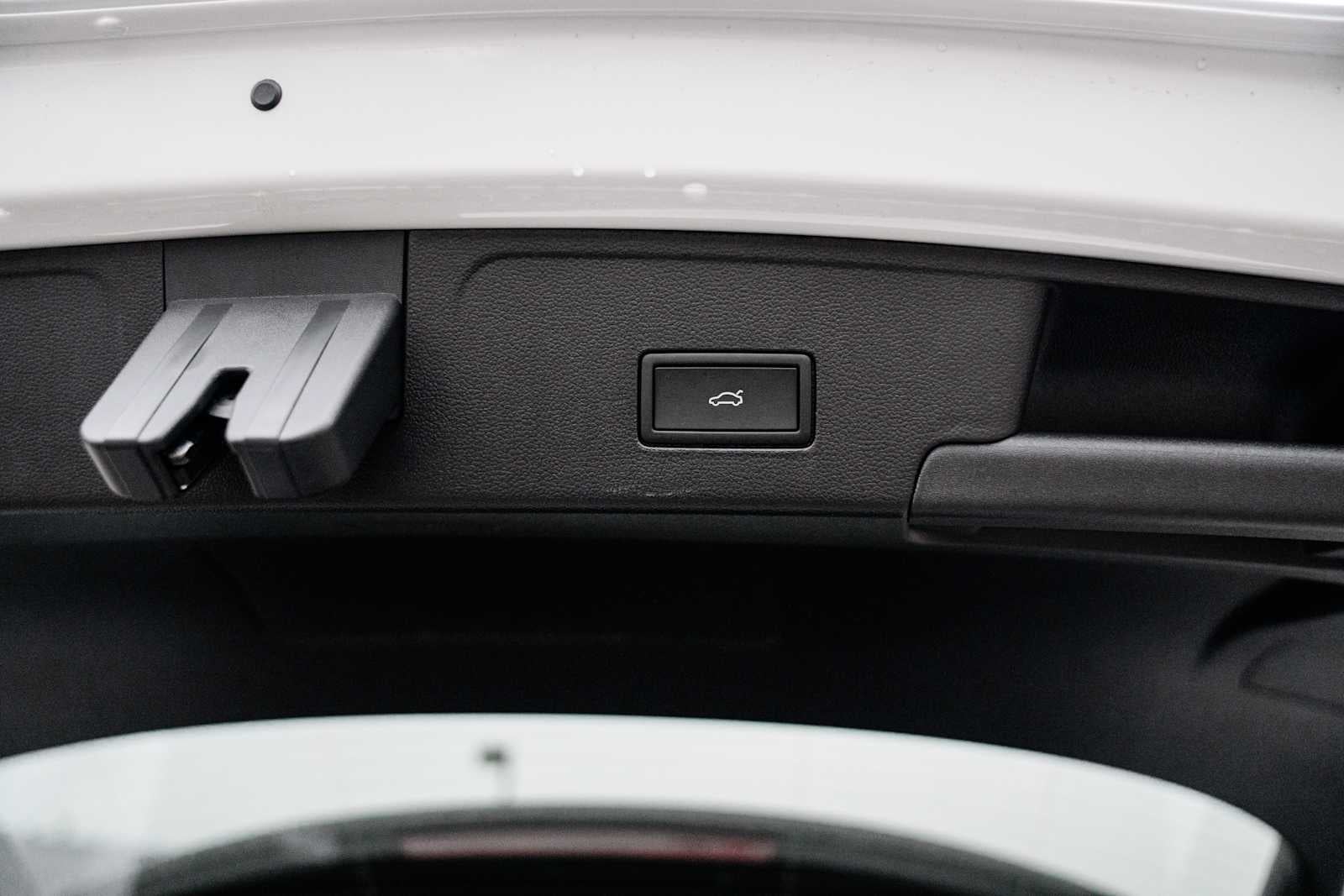 2026 Volkswagen Atlas Cross Sport 2.0T SE w/Tech 4MOTION