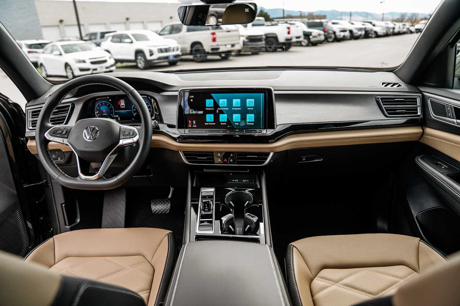 2026 Volkswagen Atlas Cross Sport 2.0T SE W/TECHNOLOGY