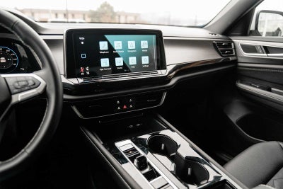 2025 Volkswagen Atlas Cross Sport 2.0T SE w/Technology