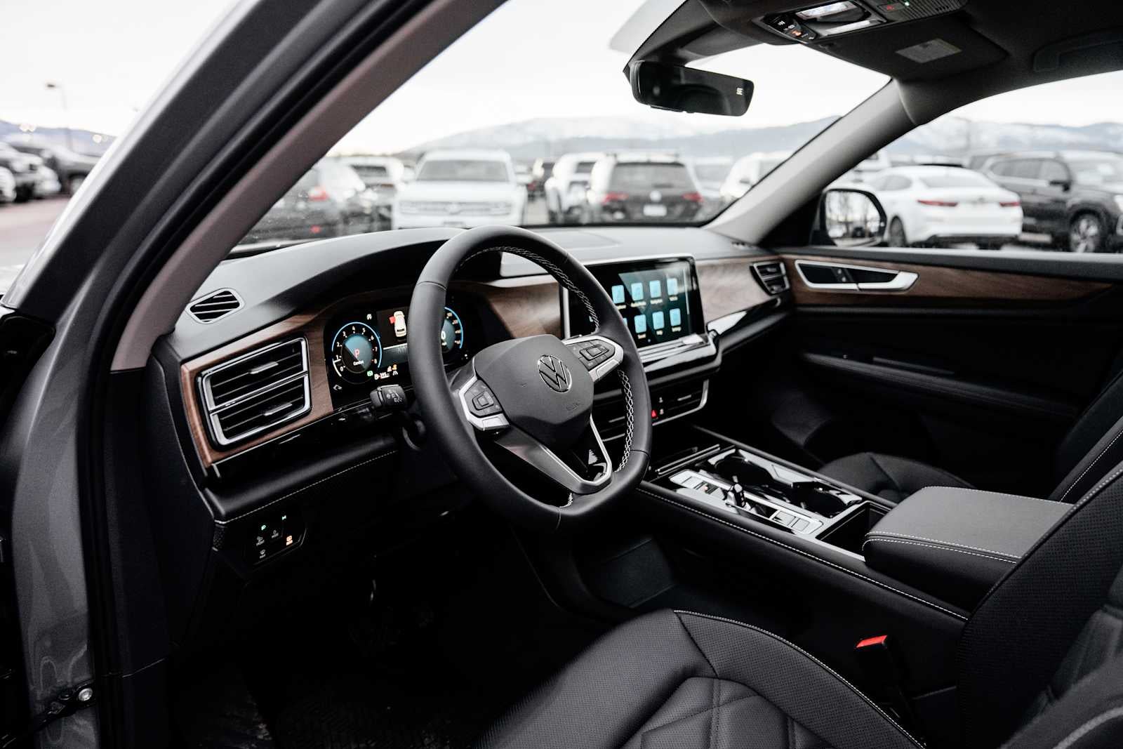 2026 Volkswagen Atlas SE W/ Tech AWD