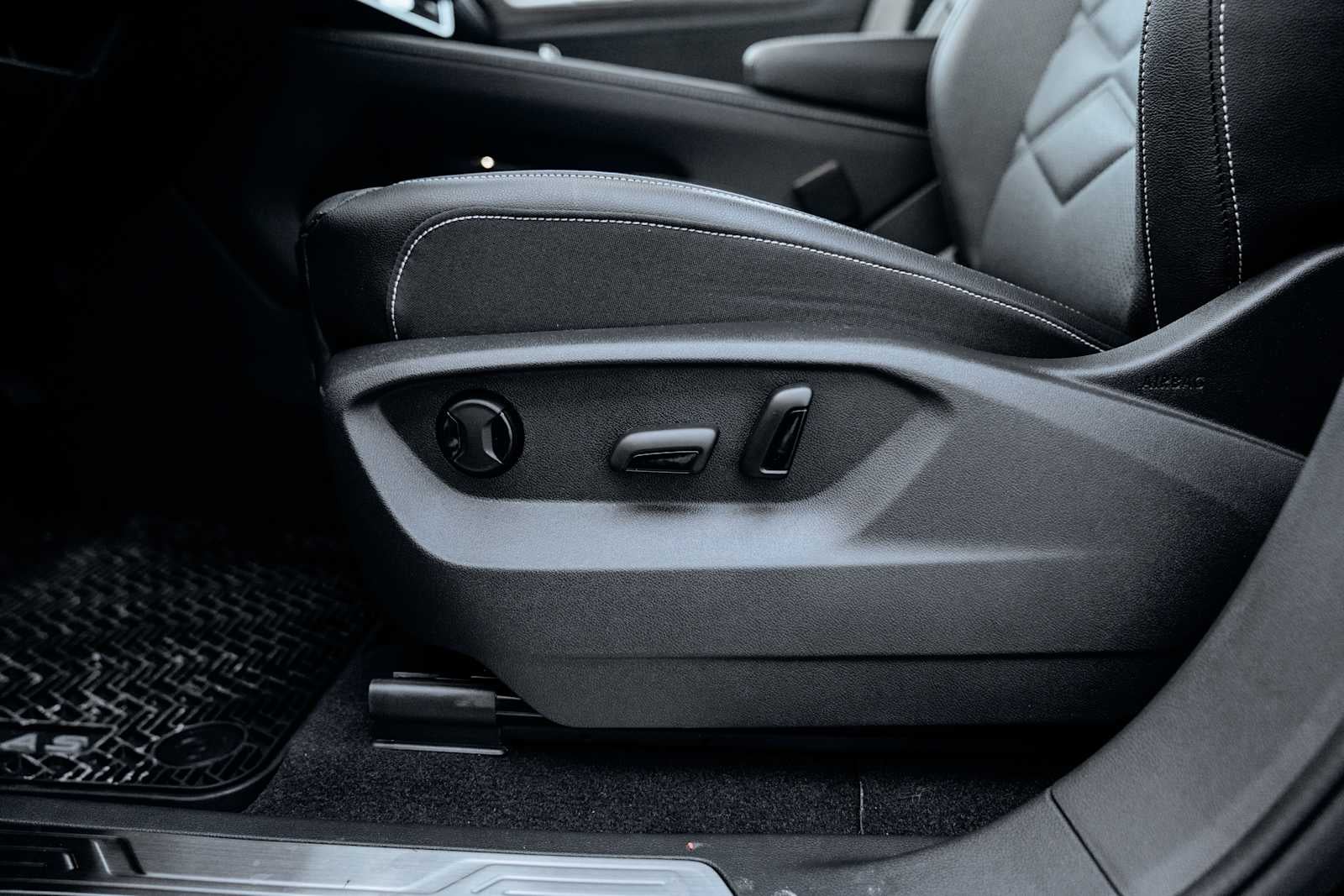 2026 Volkswagen Atlas SE W/ Tech AWD