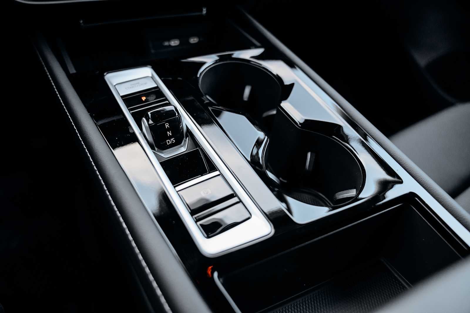 2026 Volkswagen Atlas SE W/ Tech AWD