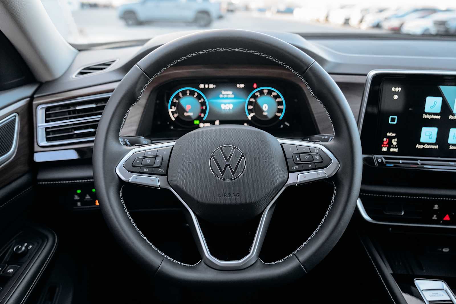 2026 Volkswagen Atlas SE W/ Tech AWD