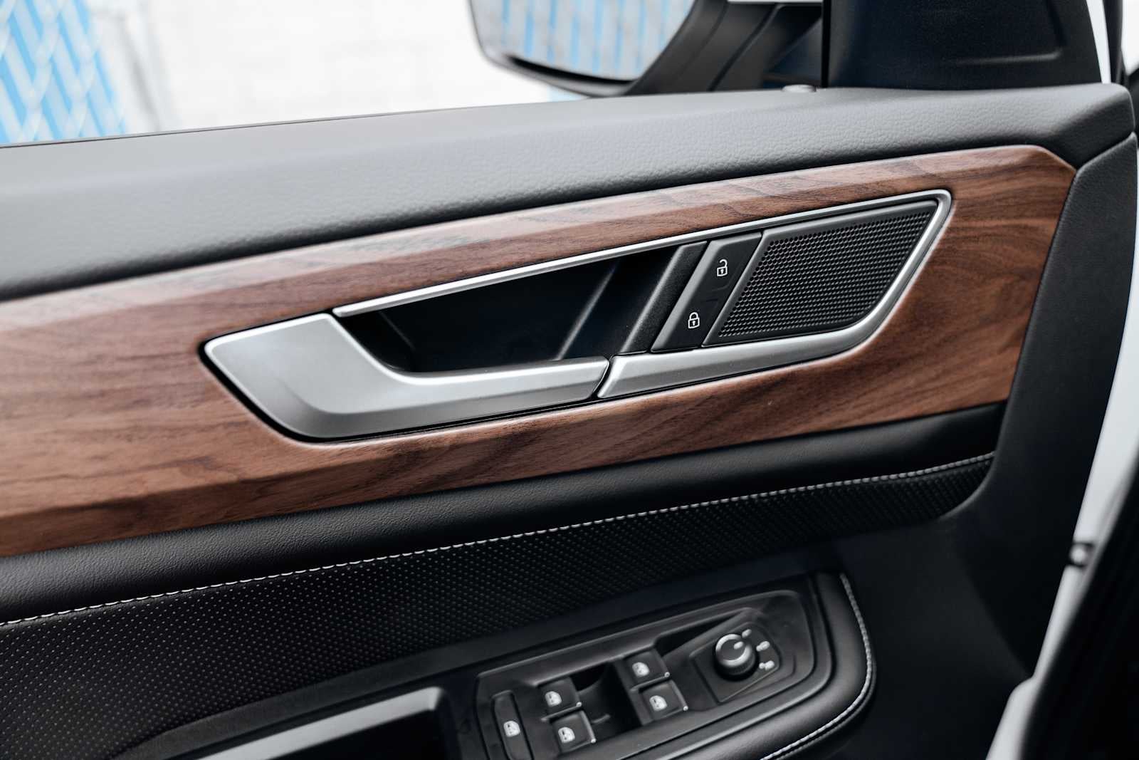 2026 Volkswagen Atlas SE W/ Tech AWD