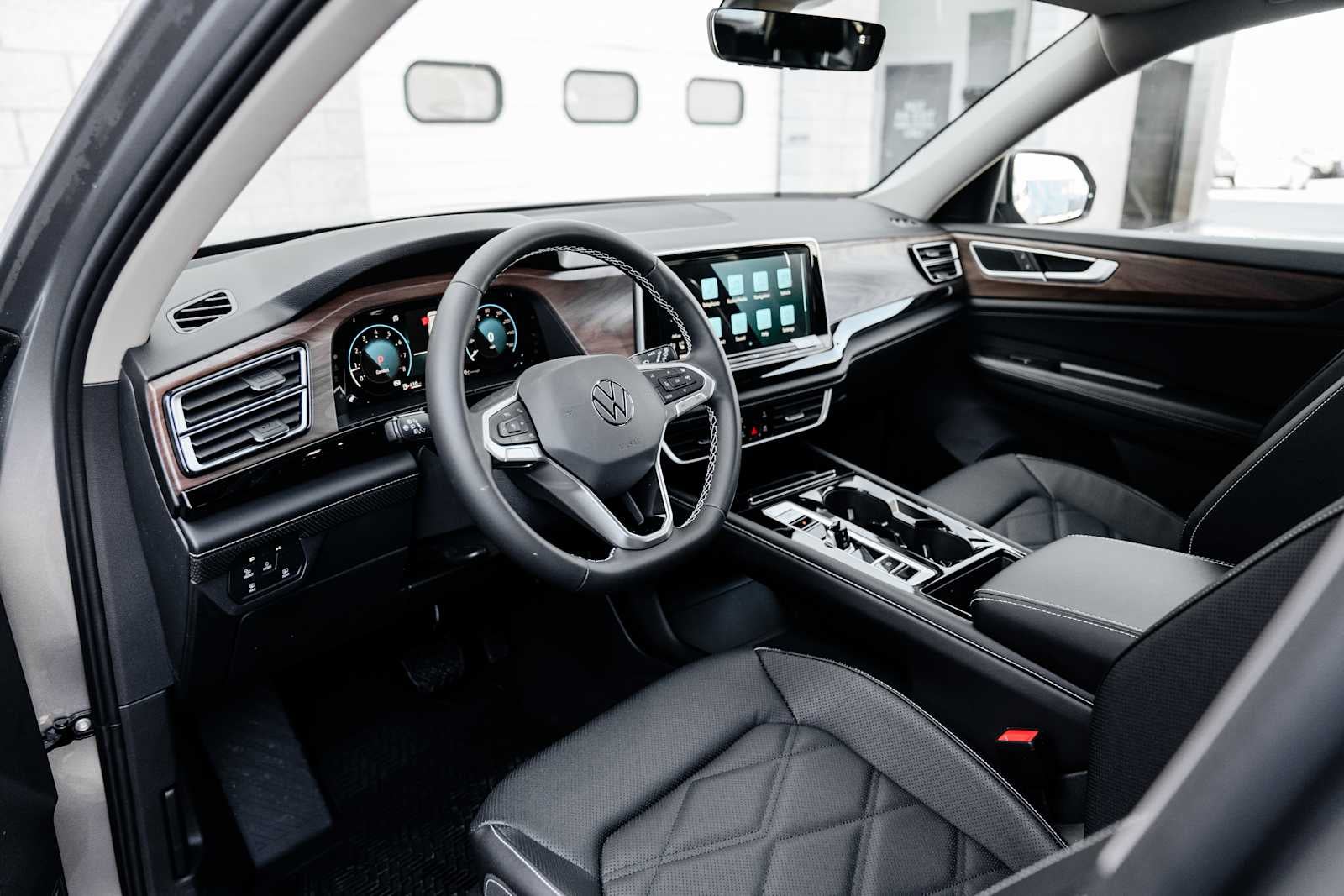 2026 Volkswagen Atlas SE W/ Tech AWD