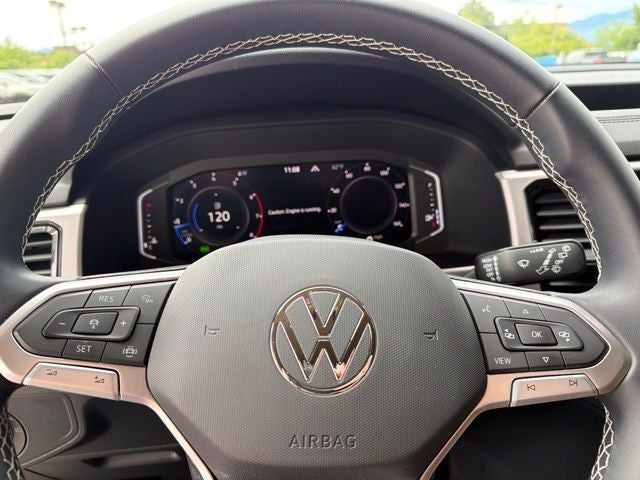 2023 Volkswagen Atlas 2.0T SE w/Technology