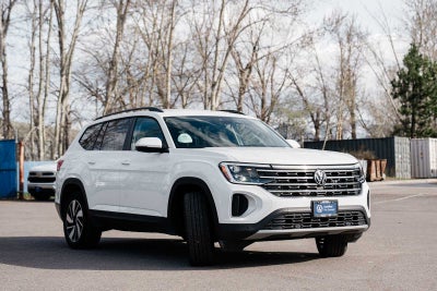 2025 Volkswagen Atlas 2.0T SE w/Technology