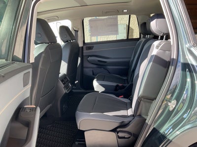 2027 Volkswagen Atlas 2.0T SE w/ Technology