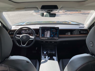 2027 Volkswagen Atlas 2.0T SE w/ Technology