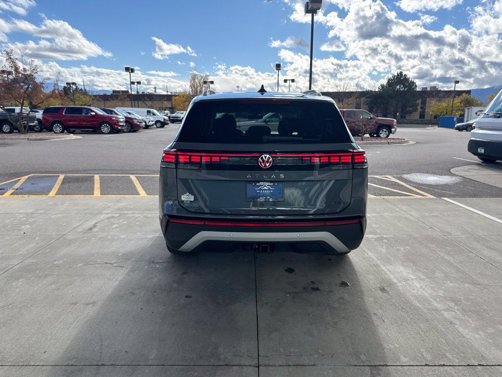 2027 Volkswagen Atlas SE w/Technology