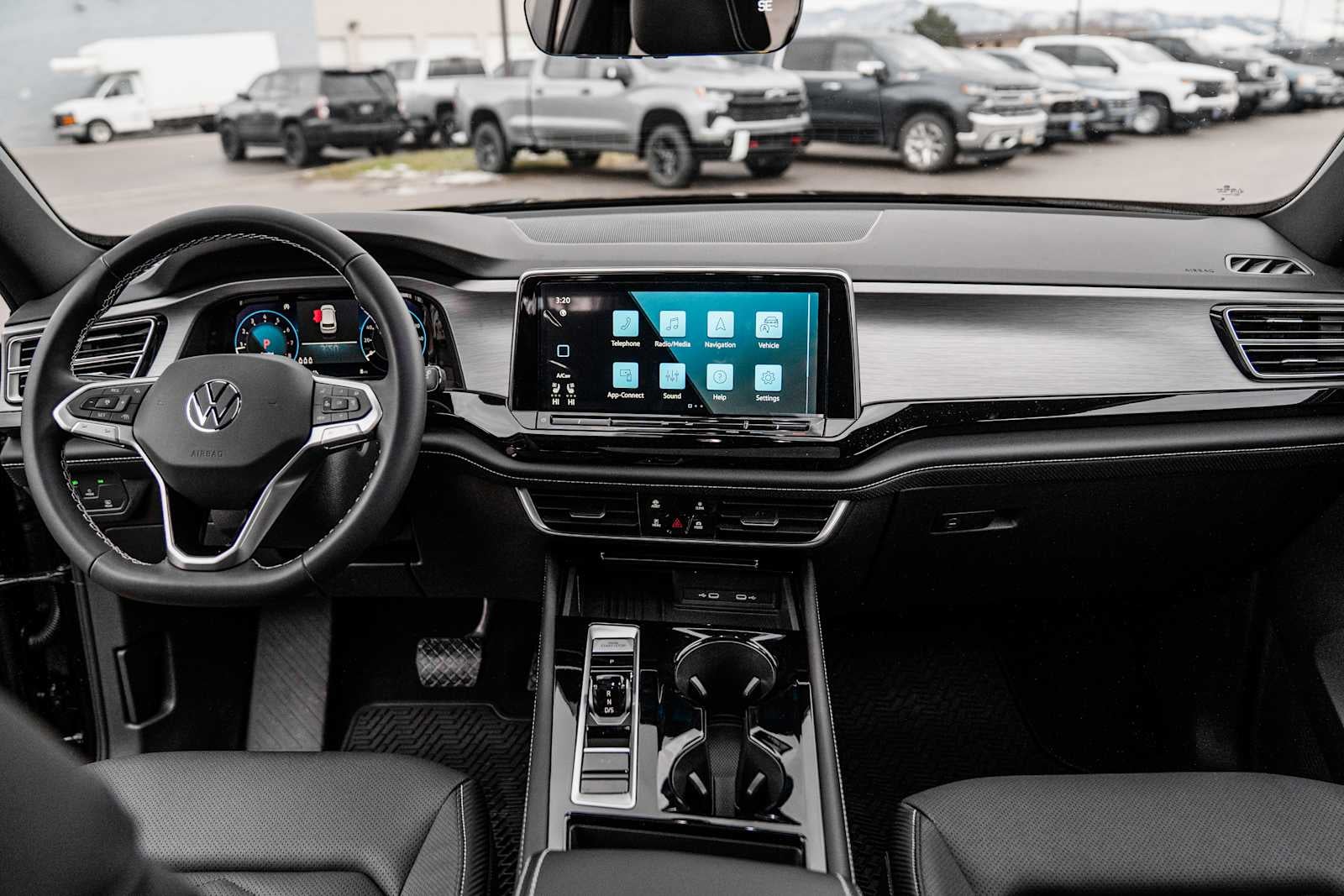 2026 Volkswagen Atlas Cross Sport 2.0T SE w/Tech 4MOTION