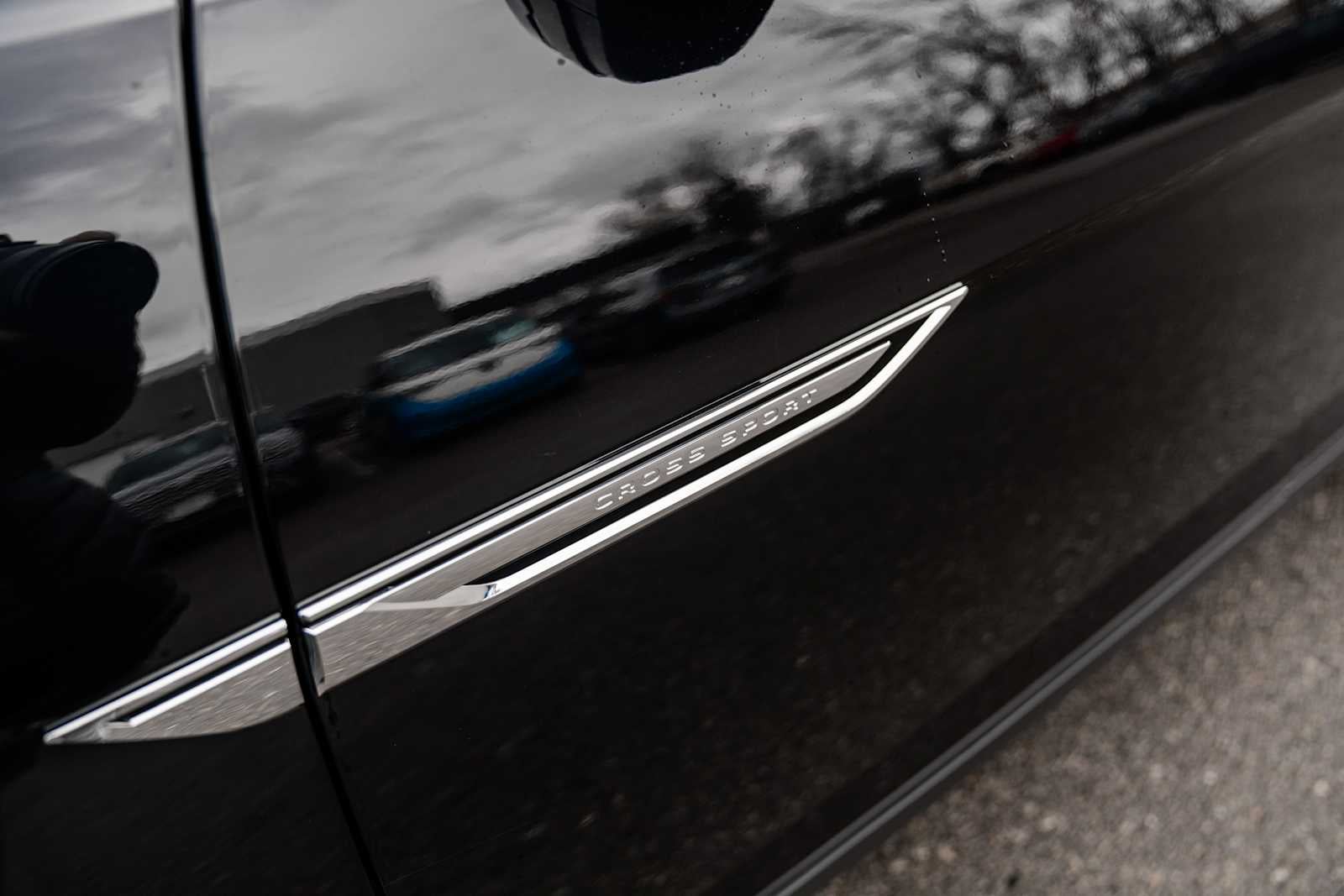 2026 Volkswagen Atlas Cross Sport 2.0T SE w/Tech 4MOTION