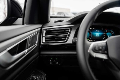 2026 Volkswagen Atlas Cross Sport 2.0T SE w/Tech 4MOTION