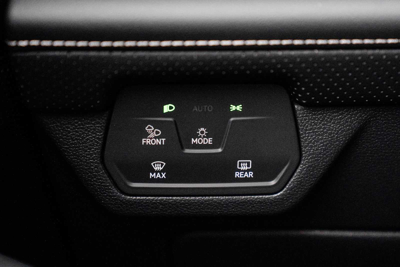 2026 Volkswagen Atlas Cross Sport 2.0T SE w/Tech 4MOTION