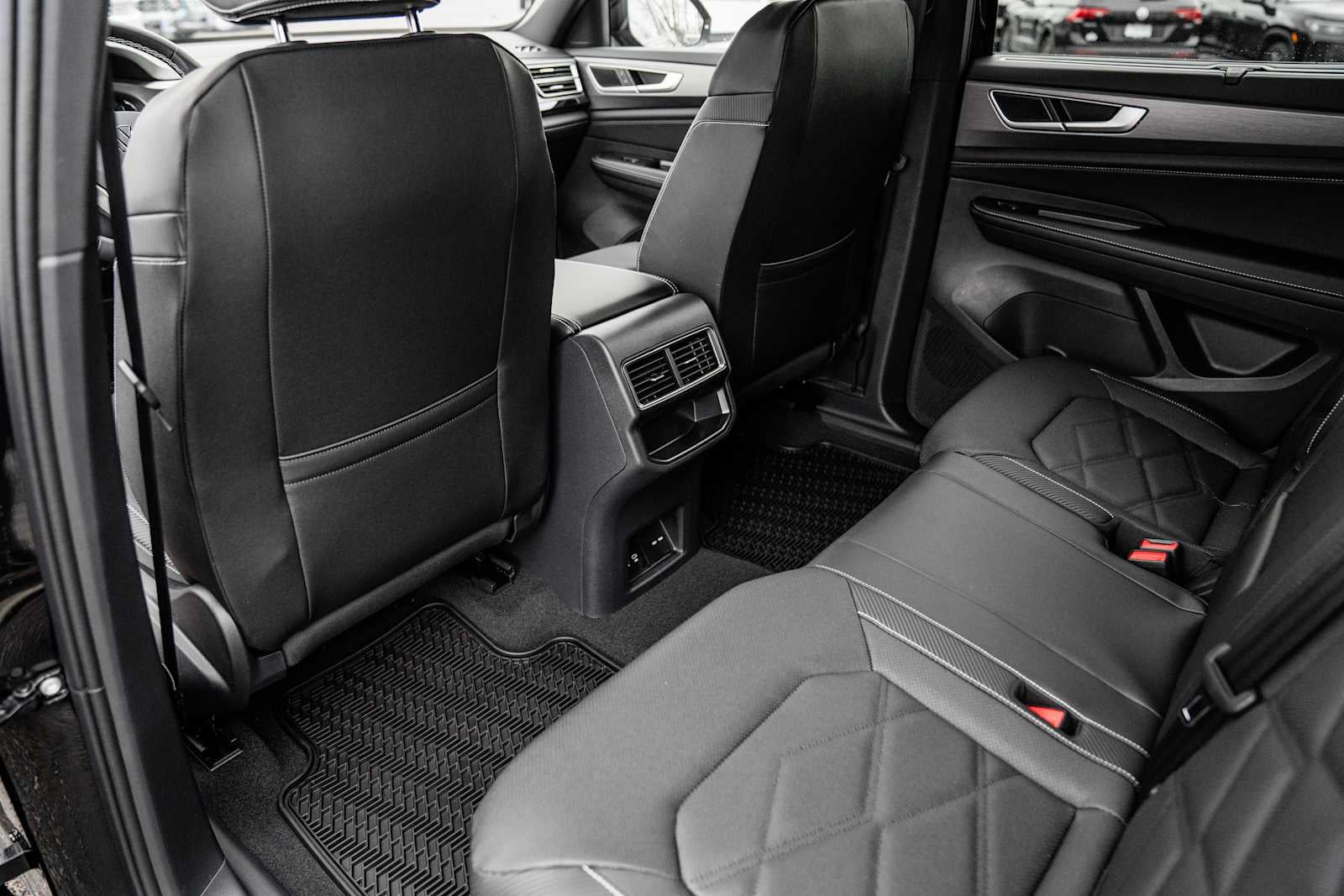 2026 Volkswagen Atlas Cross Sport 2.0T SE w/Tech 4MOTION