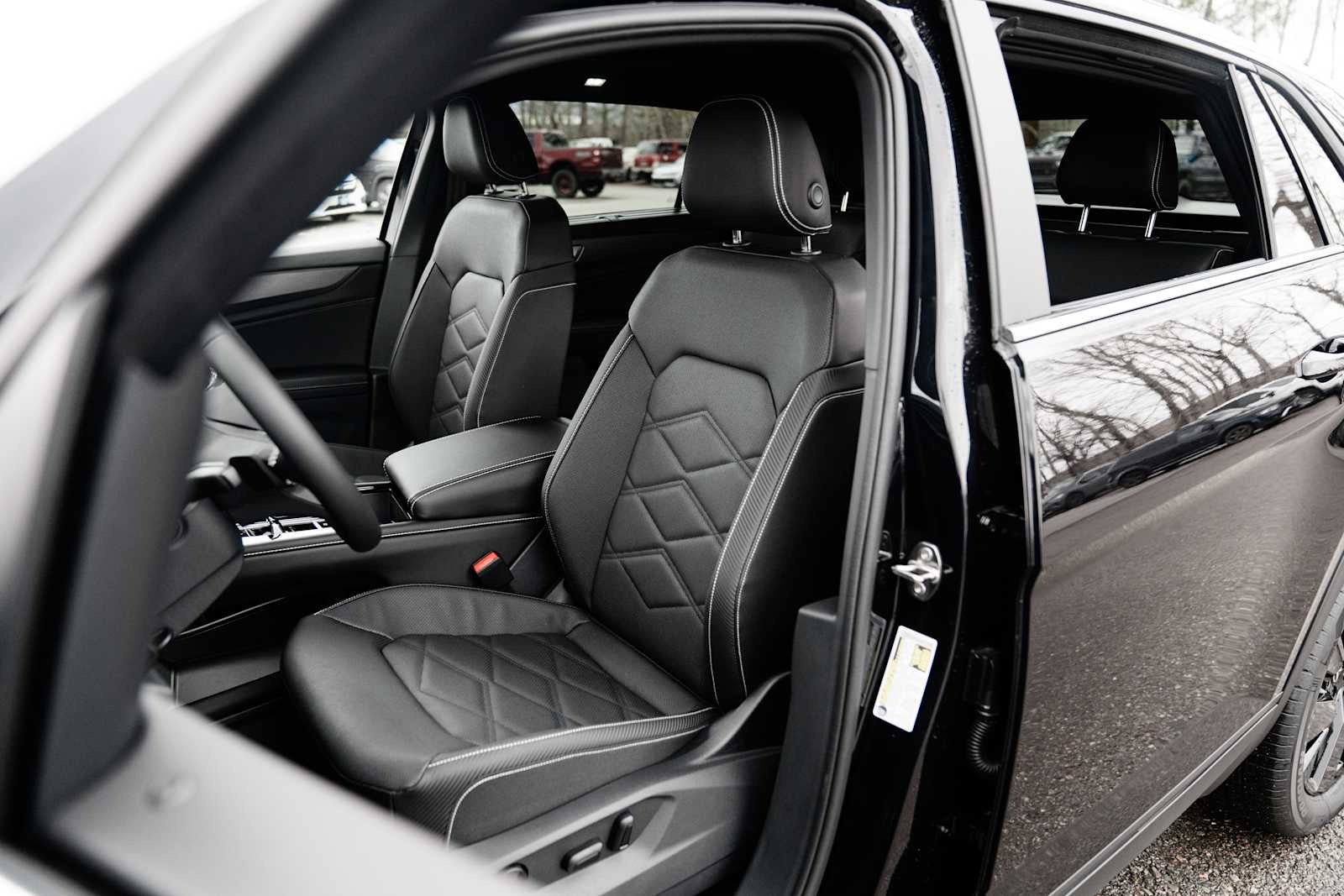 2026 Volkswagen Atlas Cross Sport 2.0T SE w/Tech 4MOTION