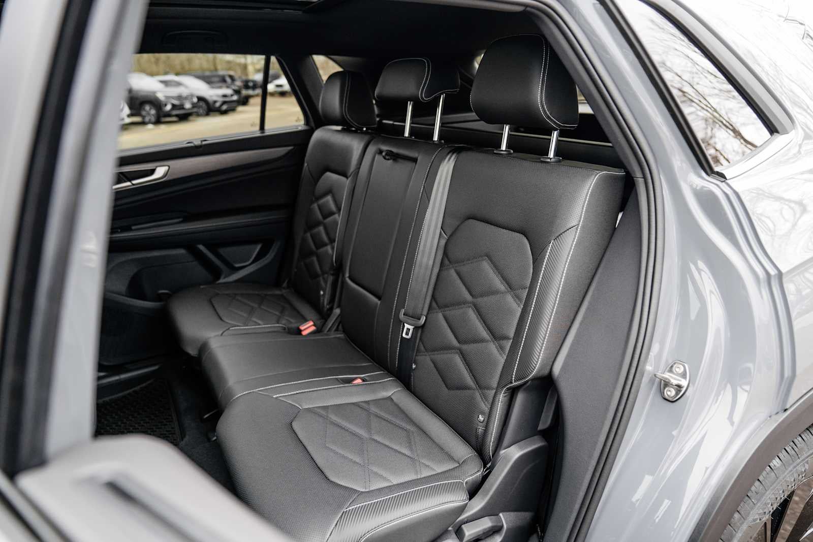 2026 Volkswagen Atlas Cross Sport 2.0T SE w/Tech 4MOTION