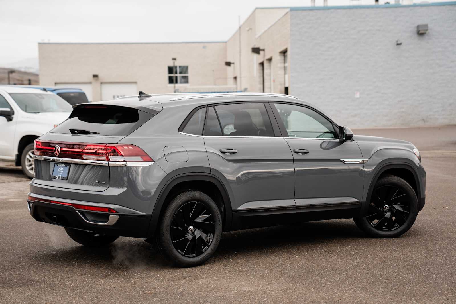 2026 Volkswagen Atlas Cross Sport 2.0T SE w/Tech 4MOTION