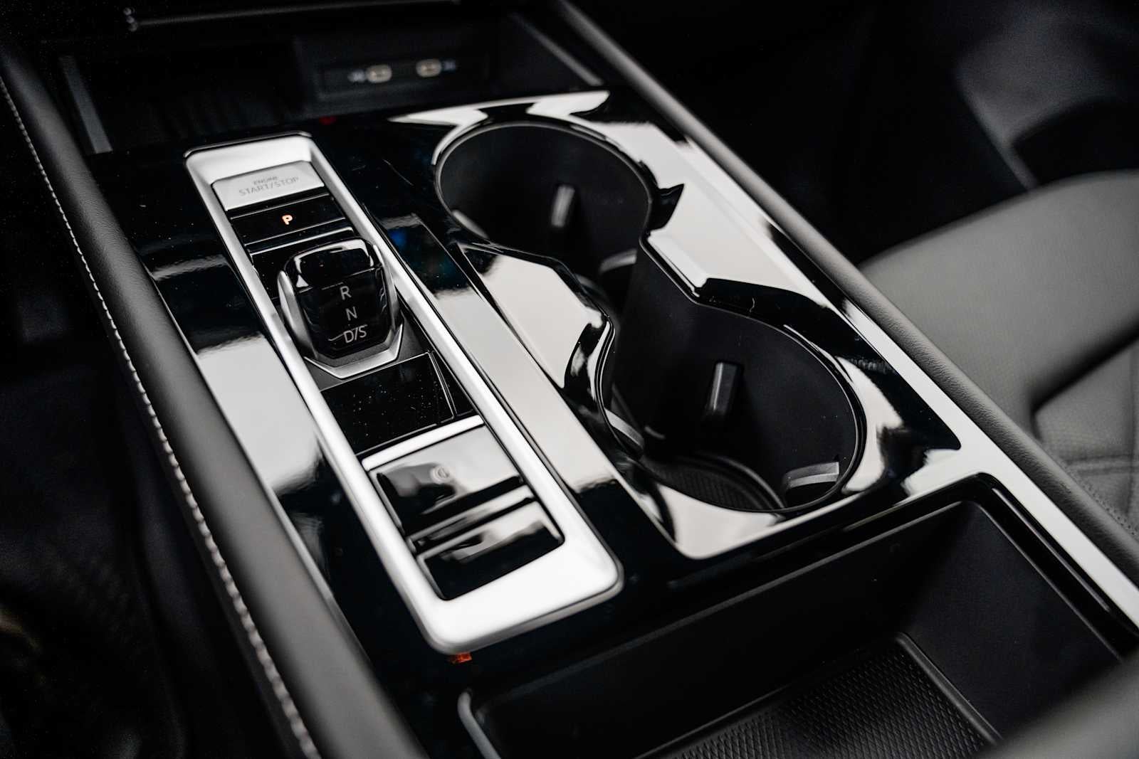 2026 Volkswagen Atlas Cross Sport 2.0T SE w/Tech 4MOTION