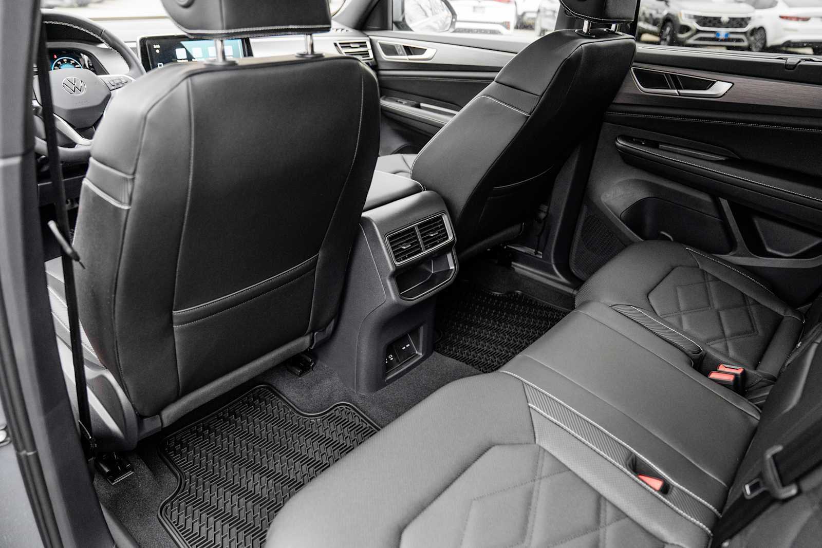 2026 Volkswagen Atlas Cross Sport 2.0T SE w/Tech 4MOTION