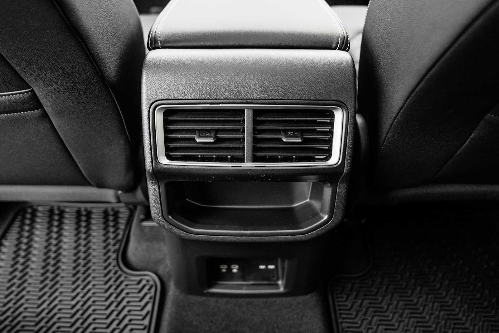 2026 Volkswagen Atlas Cross Sport 2.0T SE w/Tech 4MOTION