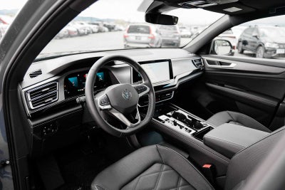 2025 Volkswagen Atlas Cross Sport 2.0T SE w/Technology