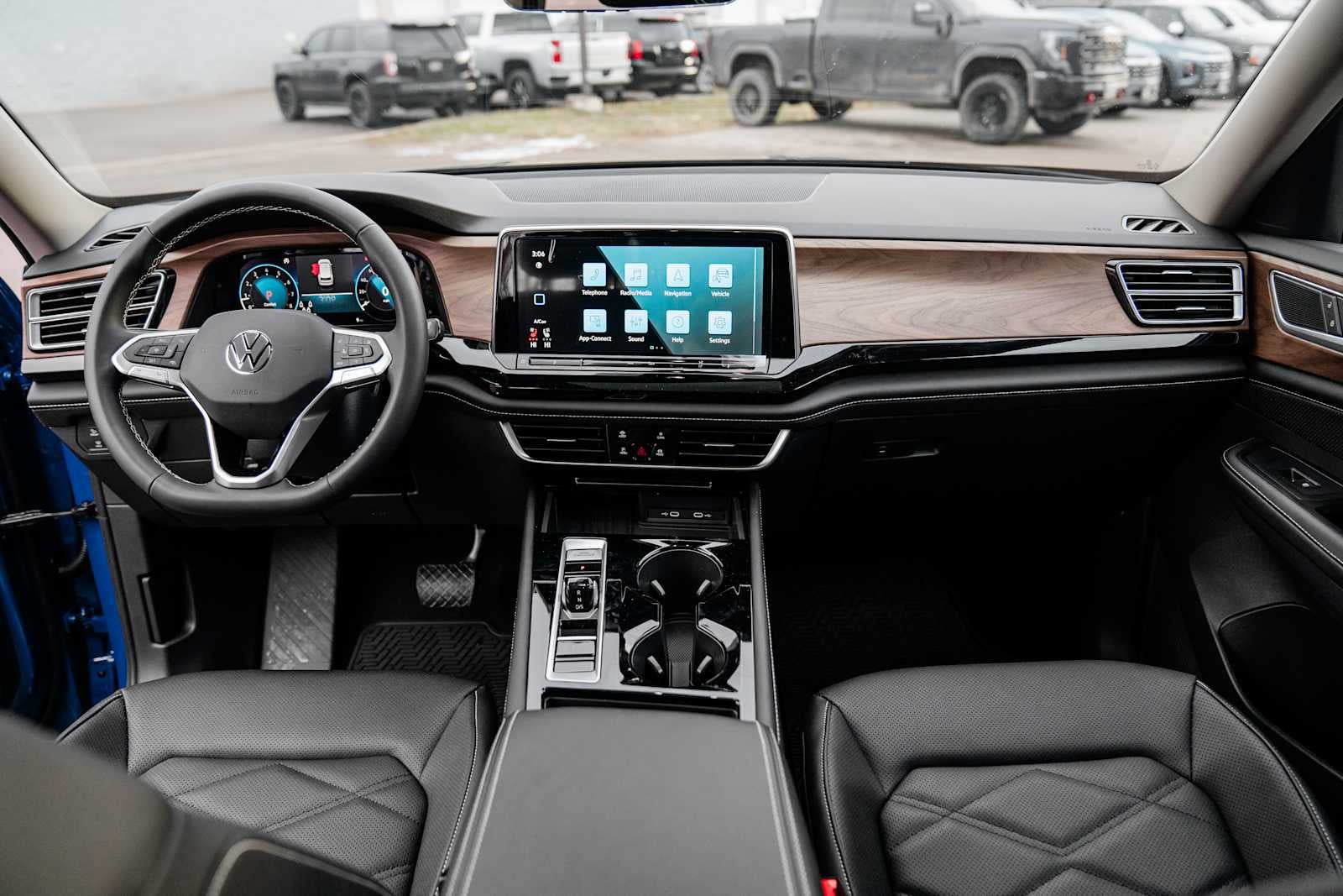 2026 Volkswagen Atlas SE W/ Tech AWD