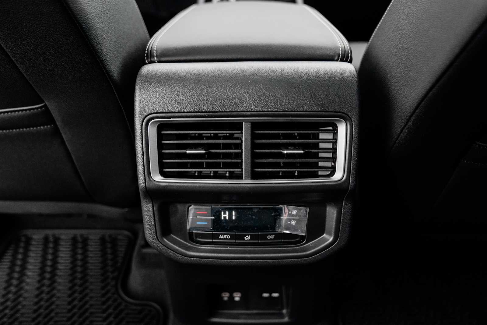 2026 Volkswagen Atlas SE W/ Tech AWD