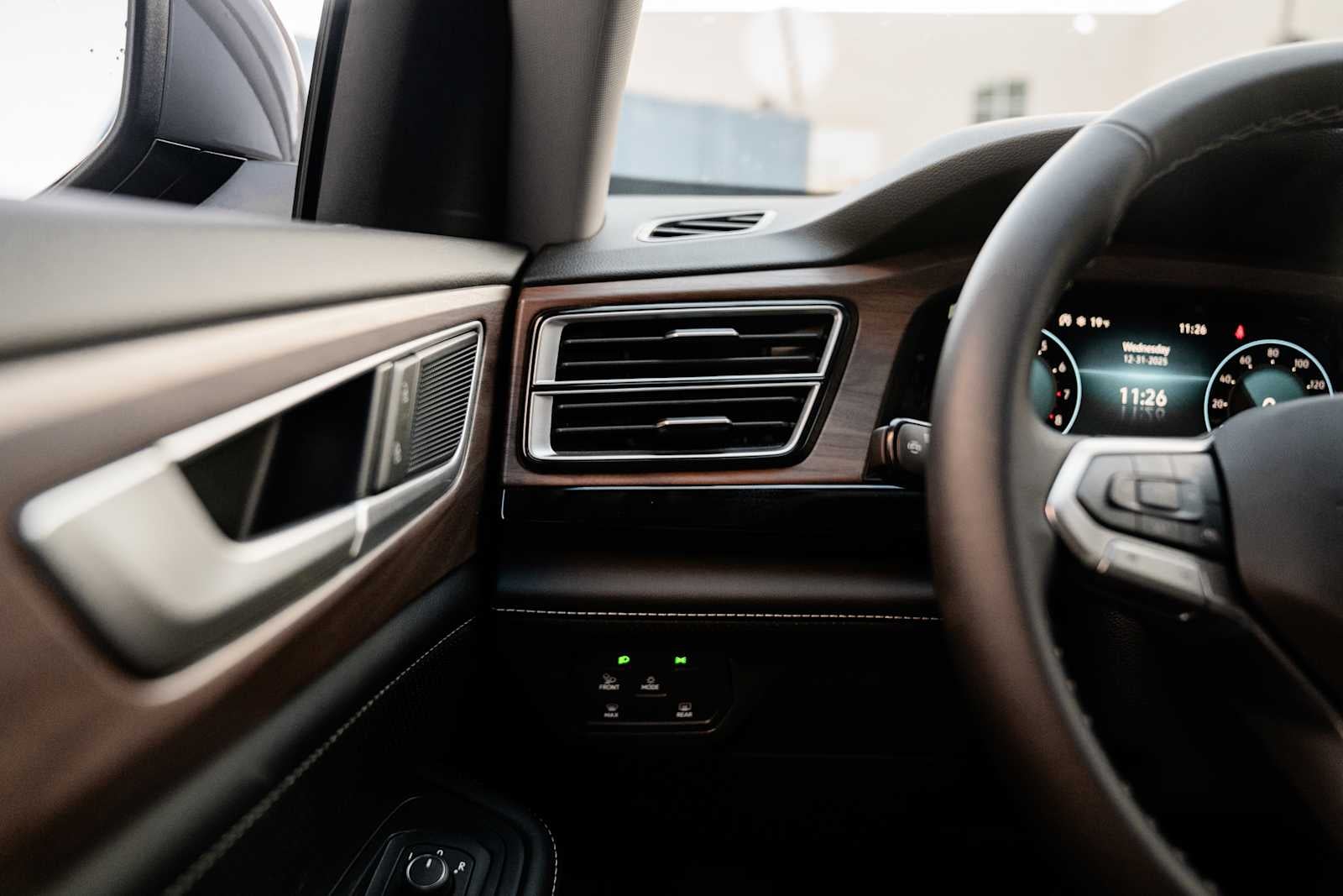 2026 Volkswagen Atlas SE W/ Tech AWD