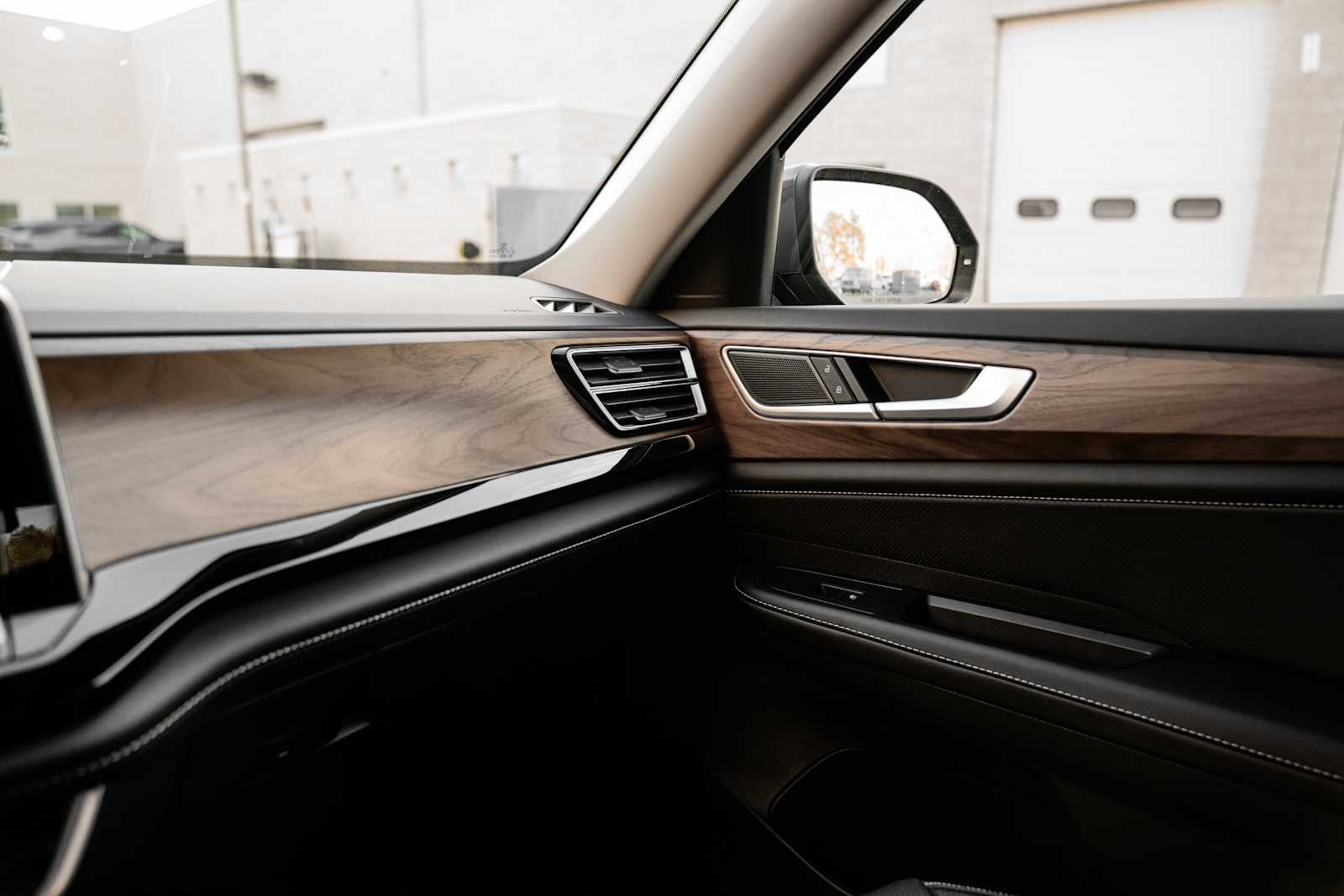 2026 Volkswagen Atlas SE W/ Tech AWD