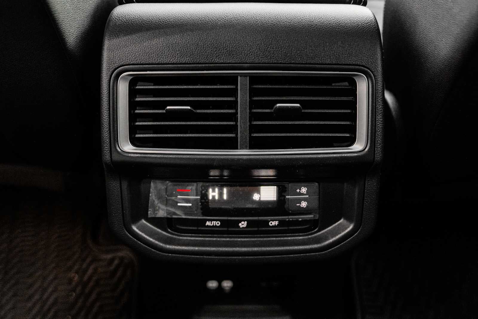 2026 Volkswagen Atlas SE W/ Tech AWD