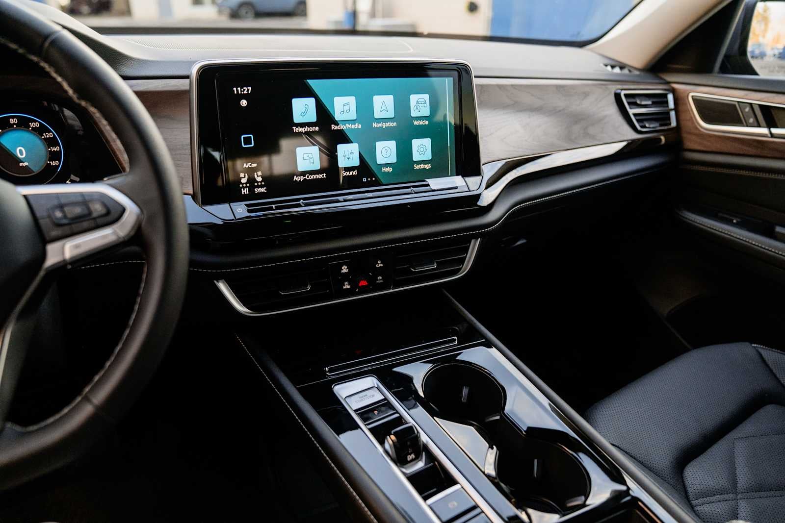 2026 Volkswagen Atlas SE W/ Tech AWD