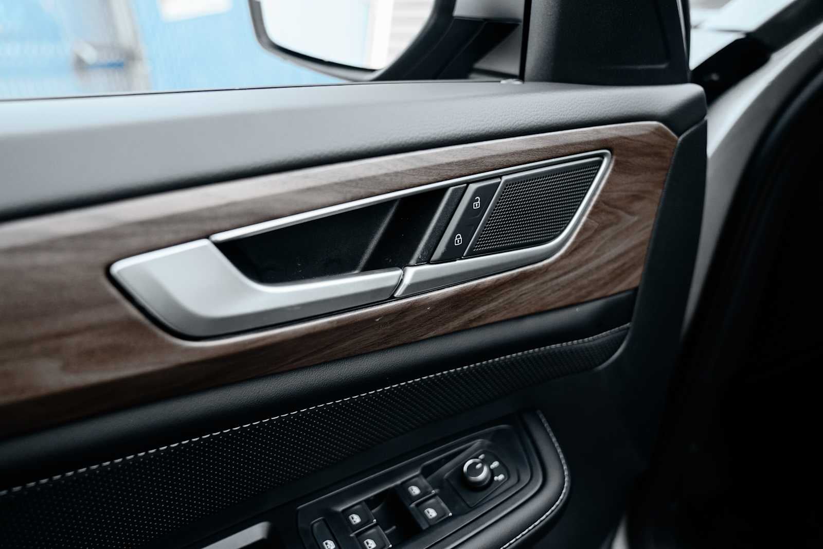 2026 Volkswagen Atlas SE W/ Tech AWD