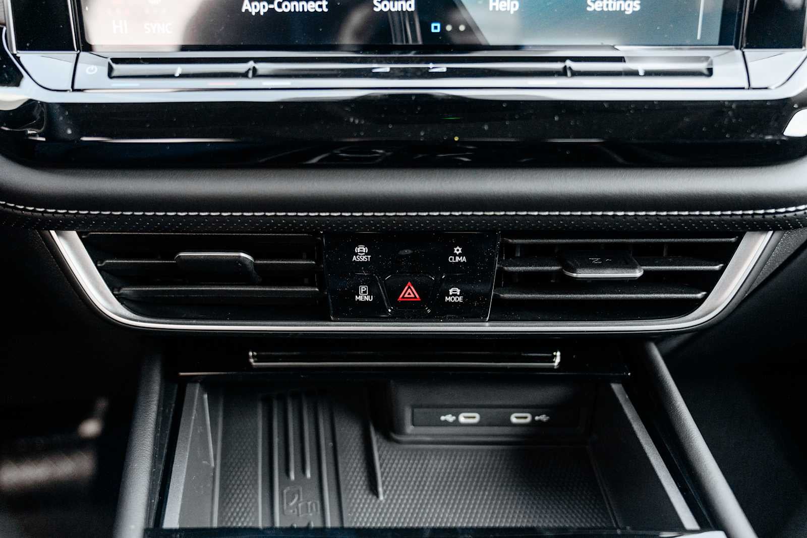 2026 Volkswagen Atlas SE W/ Tech AWD