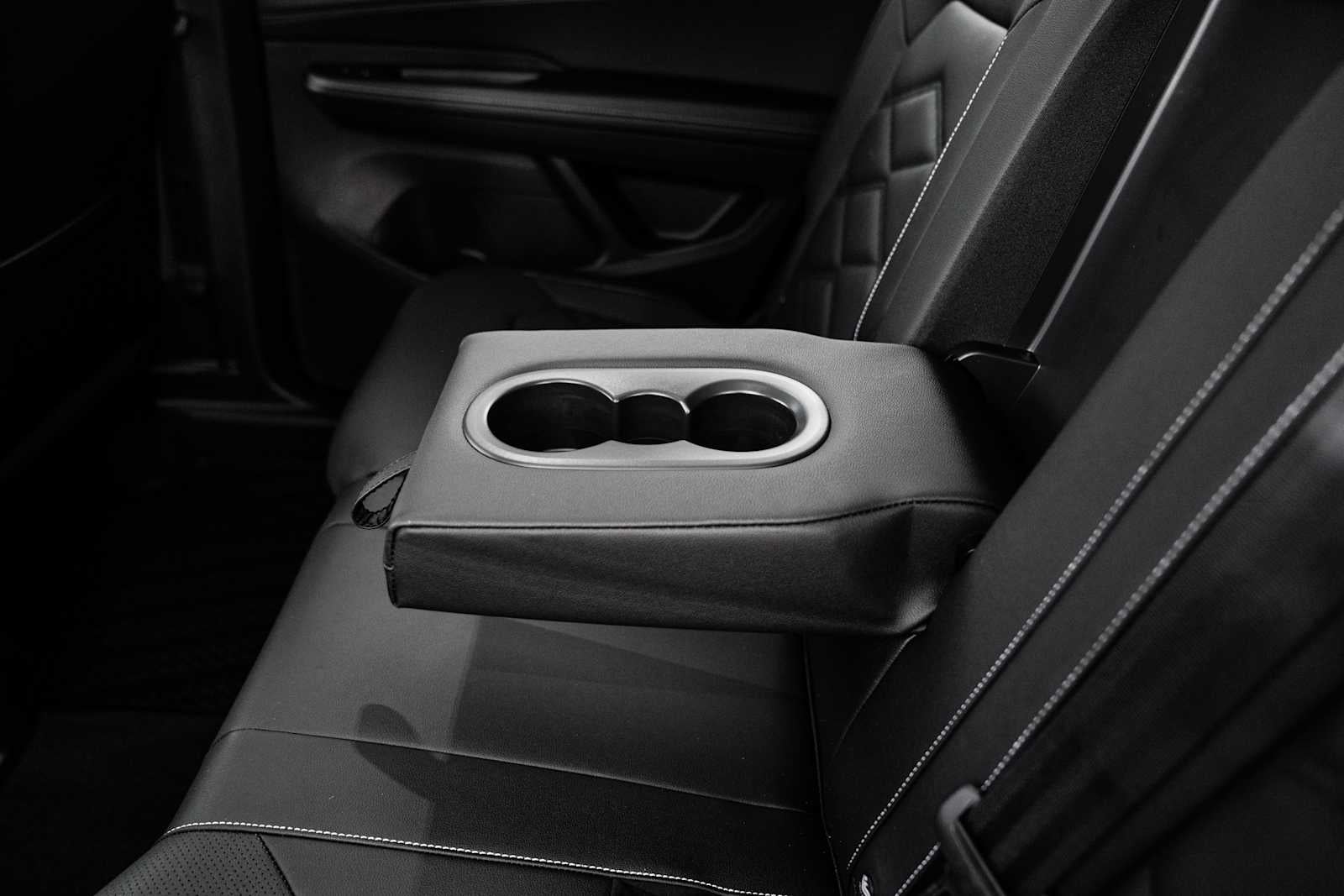 2026 Volkswagen Atlas SE W/ Tech AWD