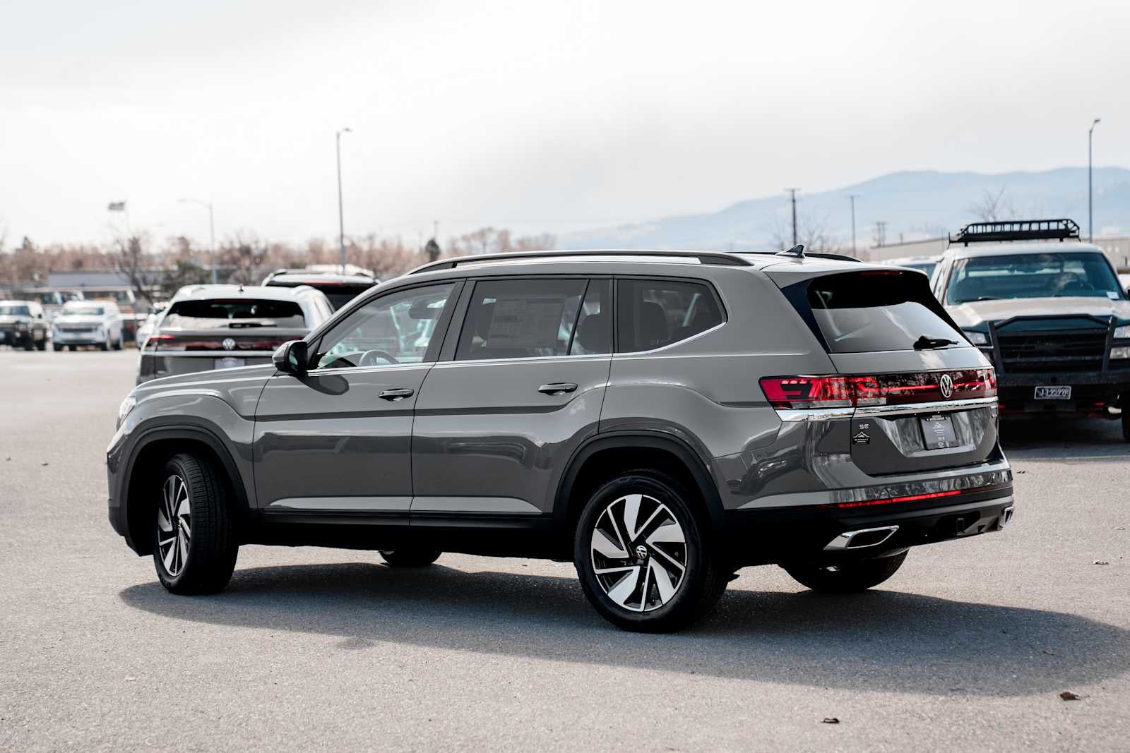2026 Volkswagen Atlas 2.0T SE W/TECHNOLOGY