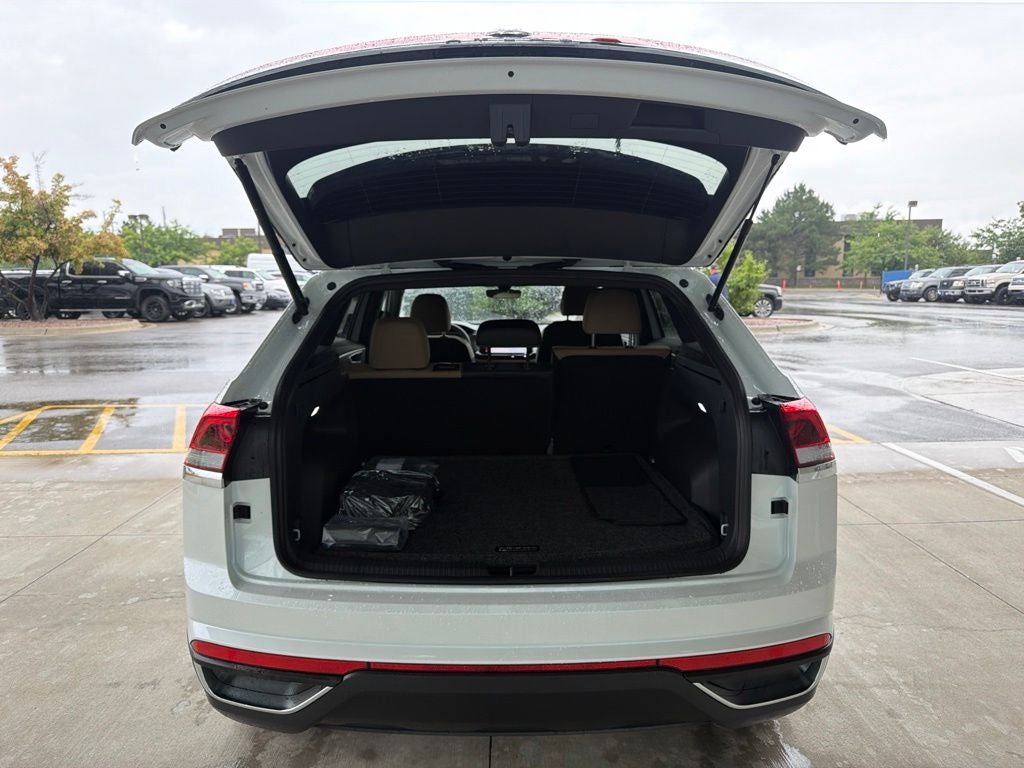 2026 Volkswagen Atlas Cross Sport 2.0T SE