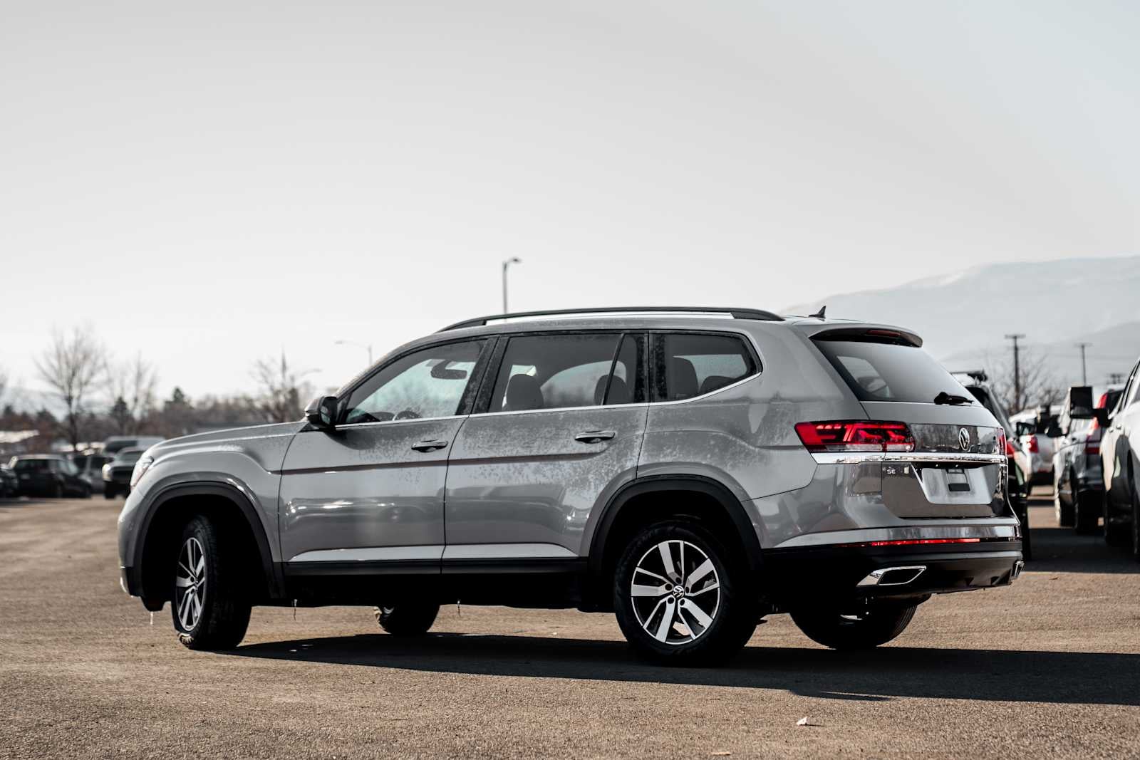 2023 Volkswagen Atlas 2.0T SE