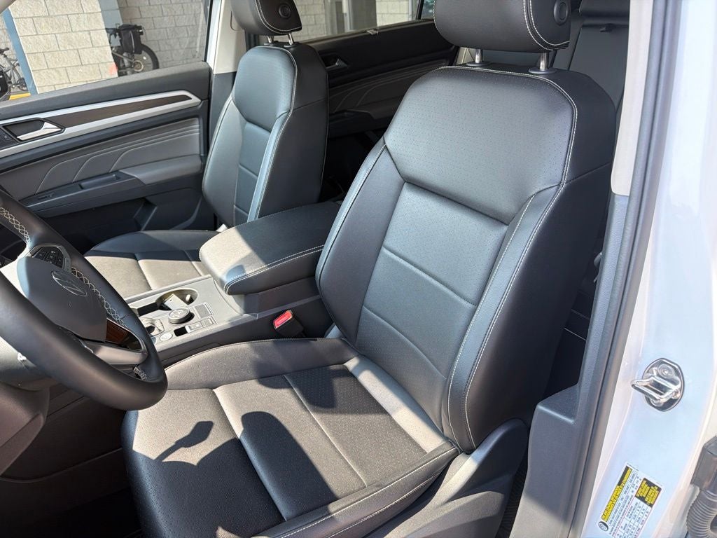 2023 Volkswagen Atlas 2.0T SE